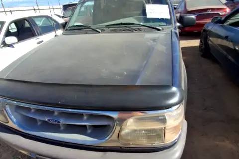Photo of 1996 Ford Explorer