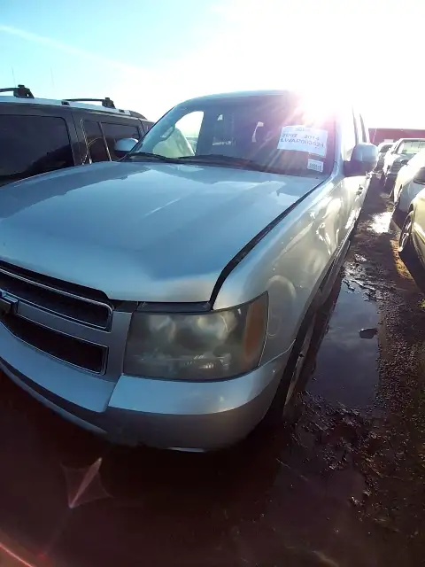 Photo of 2011 Chevrolet Tahoe