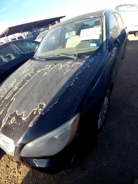 Photo of 2011 Chrysler 200