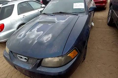 Photo of 2001 Ford Mustang