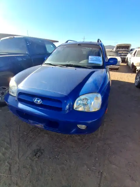 Photo of 2005 Hyundai Santa Fe