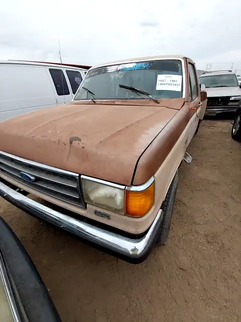 Photo of 1990 Ford F-250