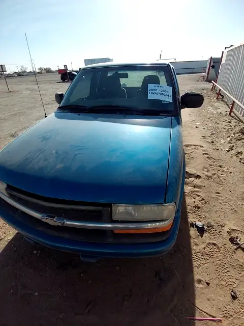Photo of 2000 Chevrolet S10