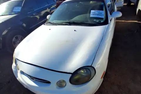 Photo of 1999 Ford Taurus