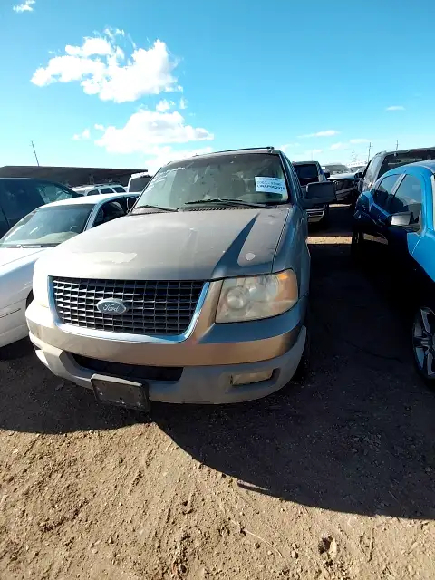 Photo of 2003 Ford Expedition