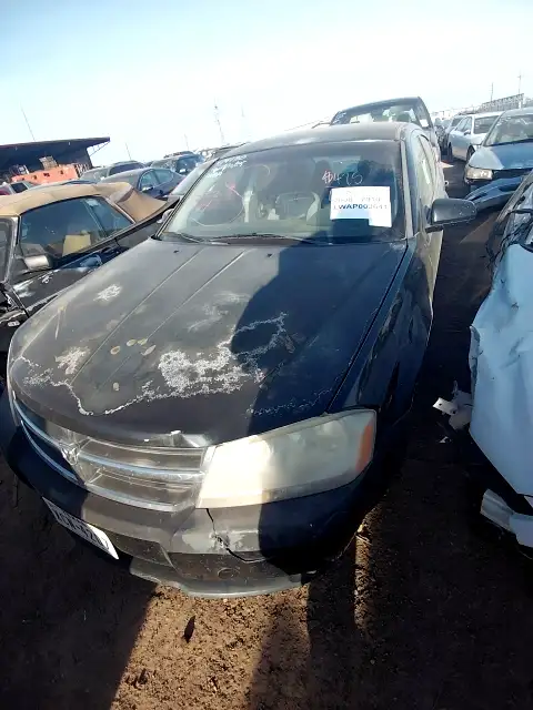Photo of 2010 Dodge Avenger