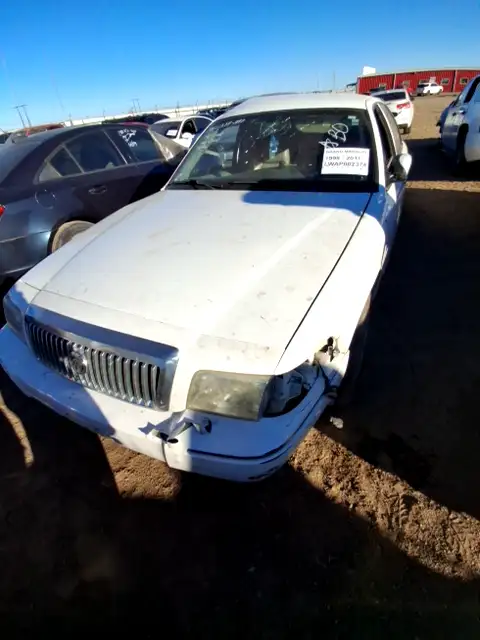 Photo of 2010 Mercury Grand Marquis