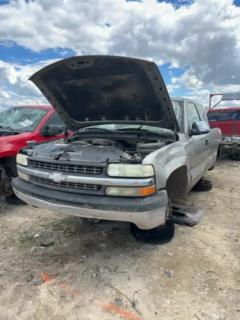 Photo of 2000 Chevrolet Silverado