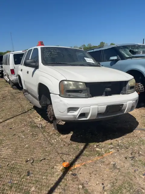 Photo of 2003 Chevrolet Trailblazer