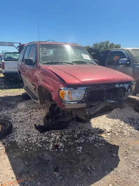 Photo of 2000 Mercury Mountaineer