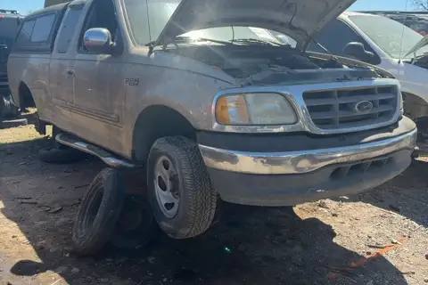 Photo of 2000 Ford F-150