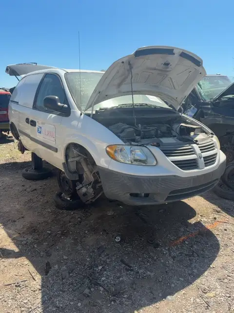 Photo of 2006 Dodge Caravan