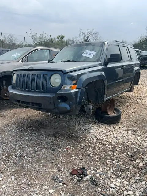 Photo of 2008 Jeep Patriot