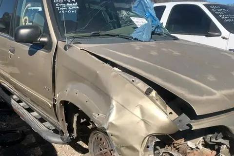 Photo of 2000 Ford Explorer