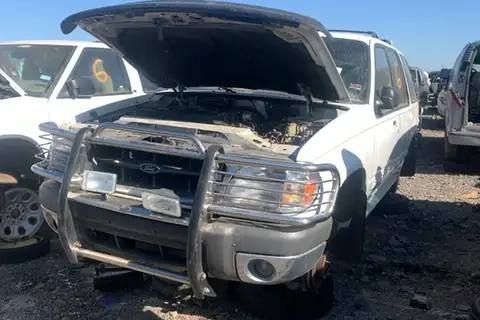 Photo of 1999 Ford Explorer
