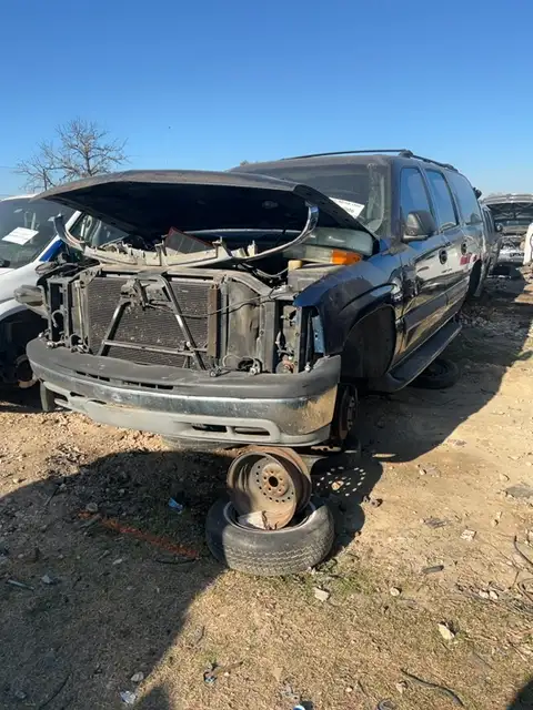 Photo of 2002 Chevrolet Suburban