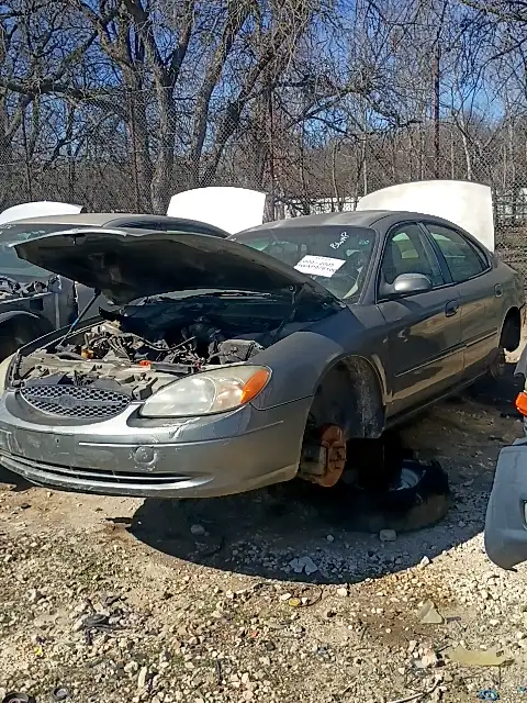 Photo of 2001 Ford Taurus