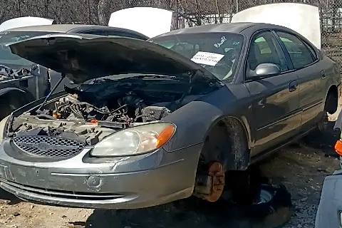 Photo of 2001 Ford Taurus