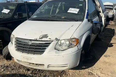 Photo of 2007 Chrysler Town & Country