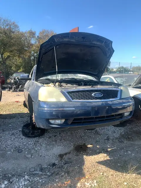 Photo of 2005 Ford Five Hundred