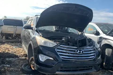 Photo of 2013 Hyundai Santa Fe