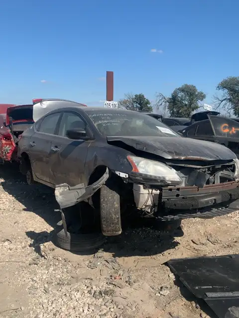 Photo of 2015 Nissan Sentra