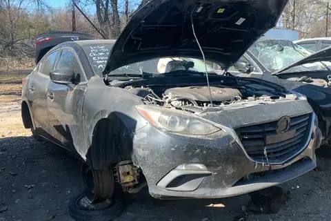 Photo of 2015 Mazda Mazda3