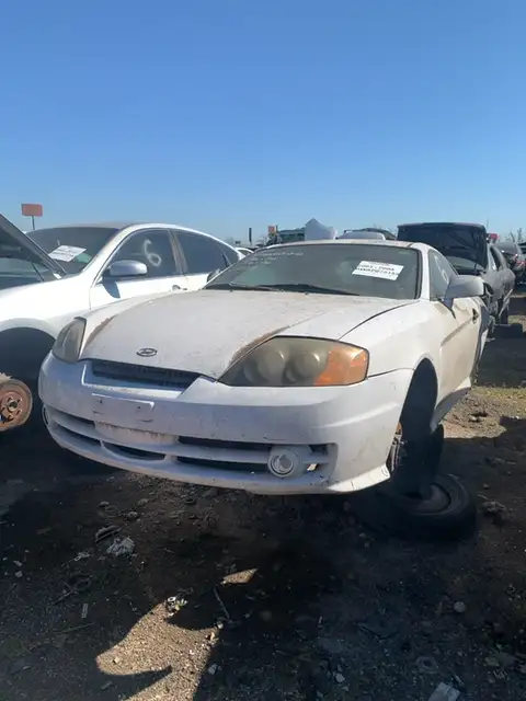 Photo of 2004 Hyundai Tiburon