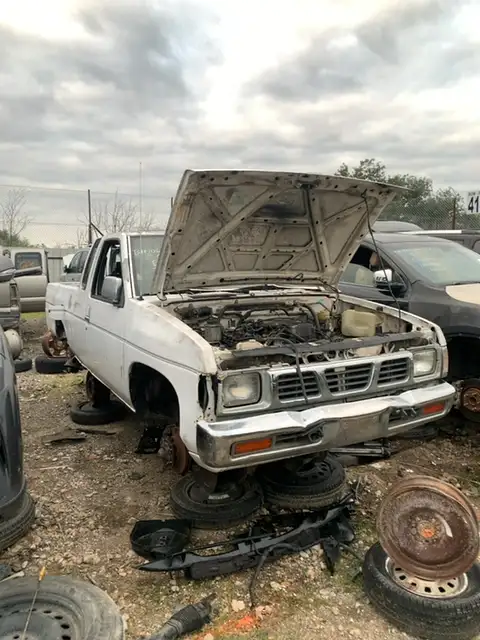 Photo of 1997 Nissan D21