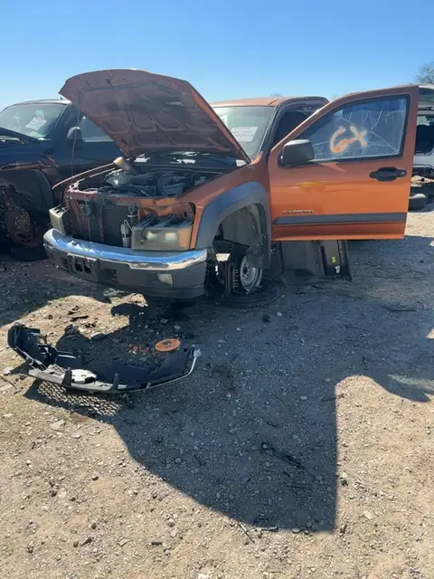 Photo of 2004 Chevrolet Colorado