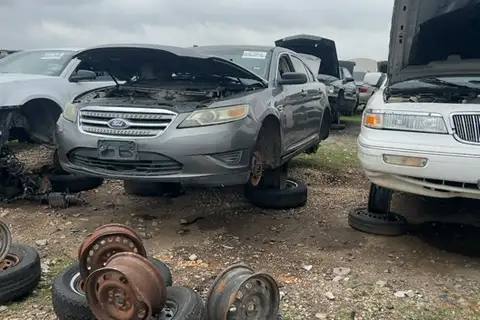 Photo of 2012 Ford Taurus