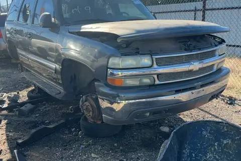 Photo of 2000 Chevrolet Tahoe