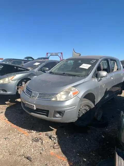 Photo of 2009 Nissan Versa