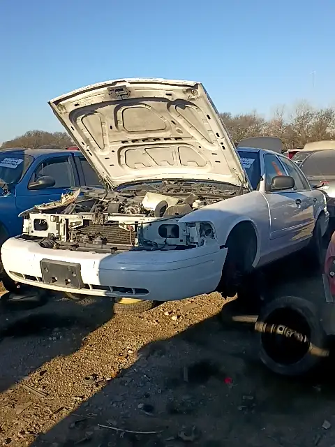 Photo of 2008 Ford Crown Victoria