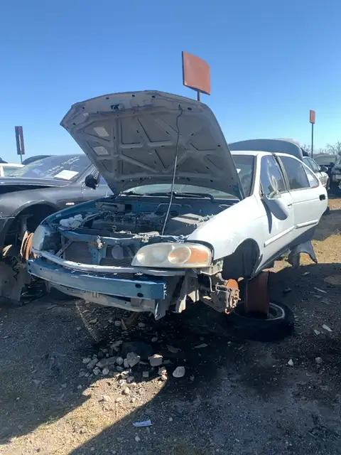 Photo of 2004 Nissan Sentra