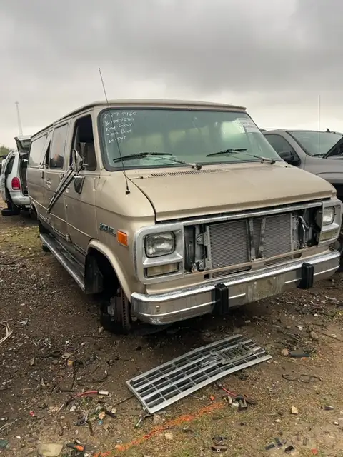 Photo of 1994 Chevrolet G30 Sportvan