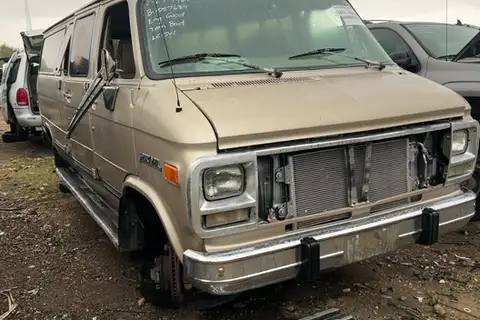 Photo of 1994 Chevrolet G30 Sportvan