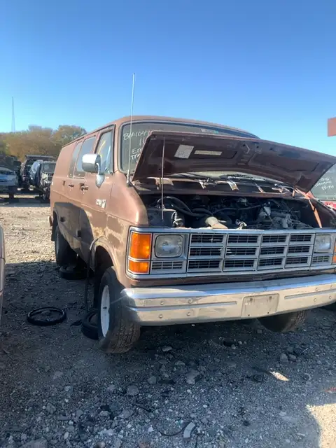 Photo of 1987 Dodge Ram Van