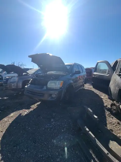Photo of 2005 Toyota Sequoia