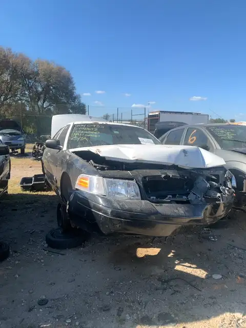 Photo of 2009 Ford Crown Victoria