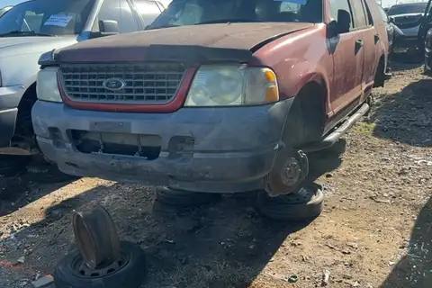 Photo of 2003 Ford Explorer