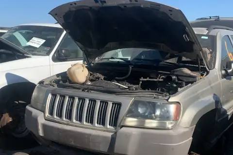 Photo of 2004 Jeep Grand Cherokee