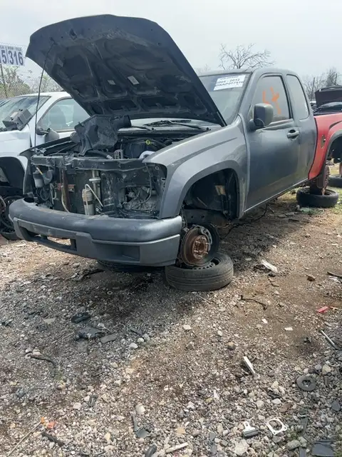 Photo of 2004 Chevrolet Colorado