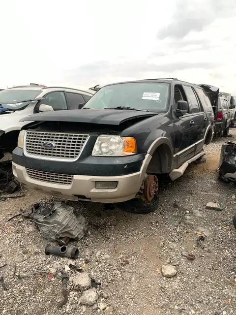 Photo of 2004 Ford Expedition