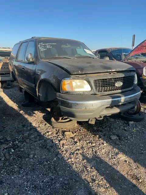 Photo of 2002 Ford Expedition