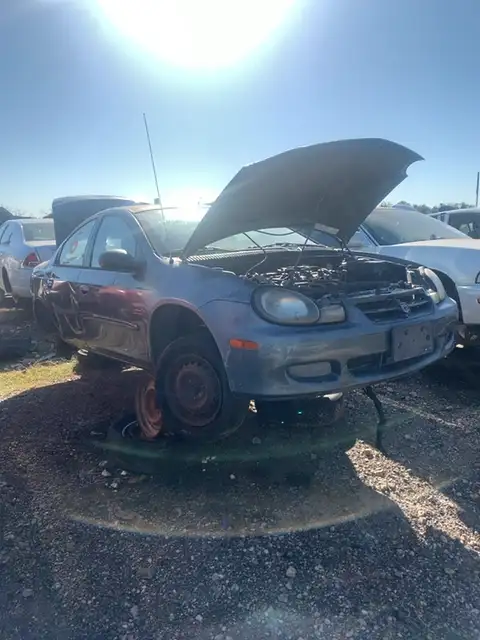 Photo of 2002 Dodge Neon