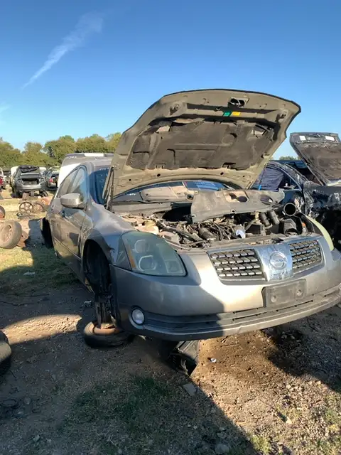 Photo of 2004 Nissan Maxima