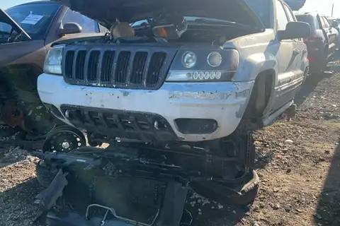 Photo of 2003 Jeep Grand Cherokee