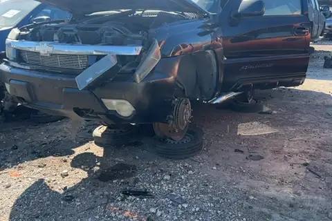 Photo of 2002 Chevrolet Avalanche