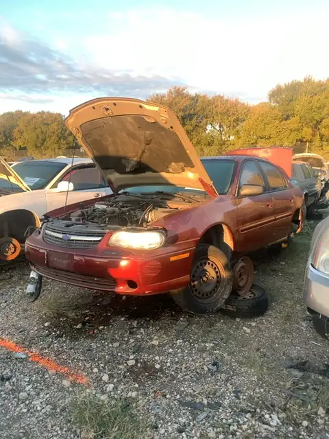 Photo of 2002 Chevrolet Malibu